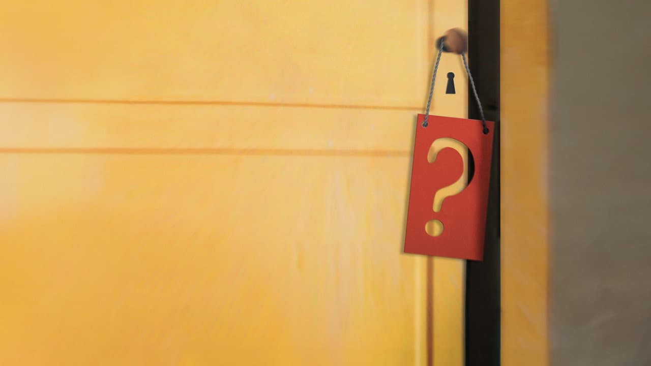 The Mystery of the Yellow Room backdrop
